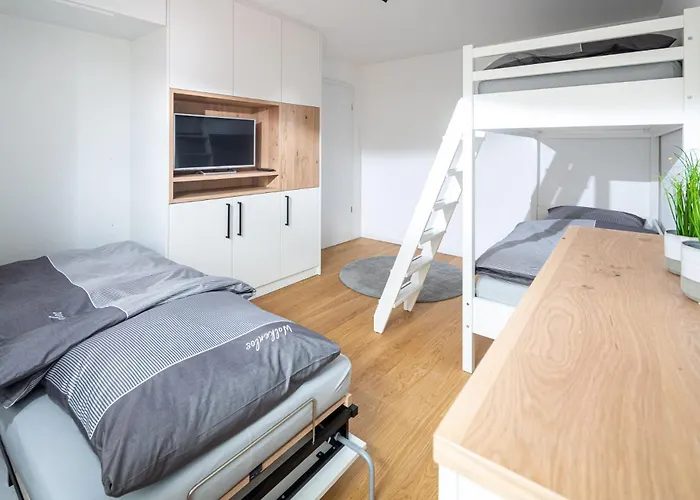 アパート Wolkenlos